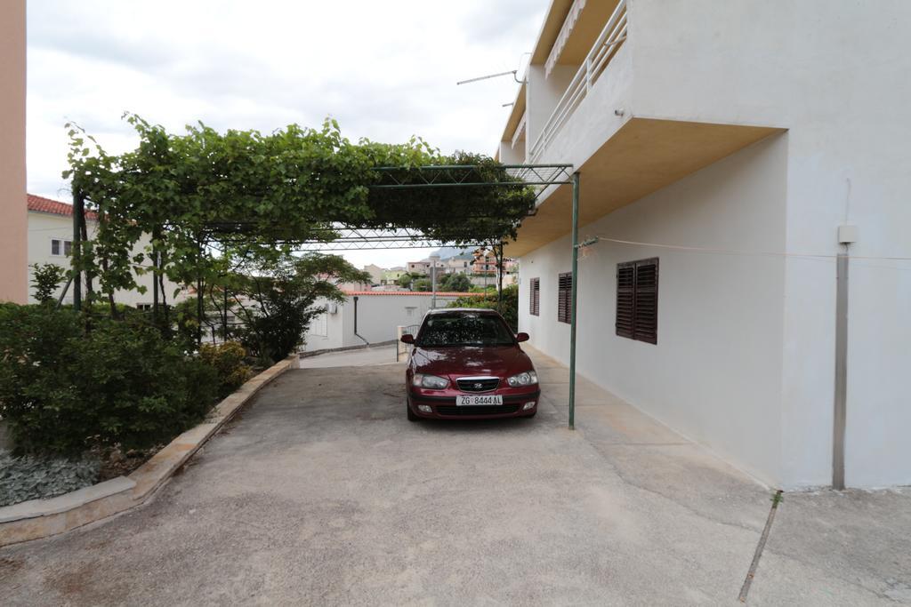 Apartments Antoneta Makarska Bagian luar foto