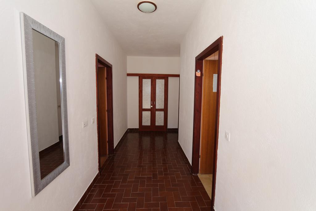 Apartments Antoneta Makarska Bagian luar foto